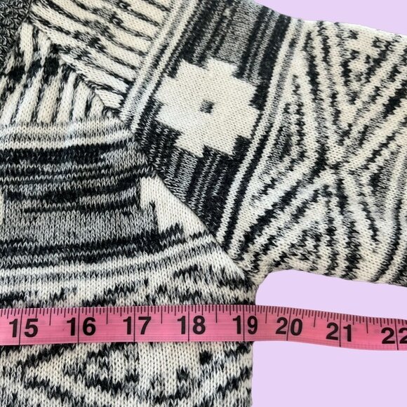 Cardigan Jacket Long Sleeve Womens S Black White Red Button Up Aztec Design - Picture 8 of 12